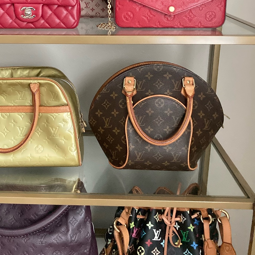 CLOSED ‼️ Buyer’s Appreciation Louis Vuitton Ellipse PM - Picture 2 of 3